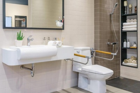 Adaptation de la salle de bain : guide pratique et conseils